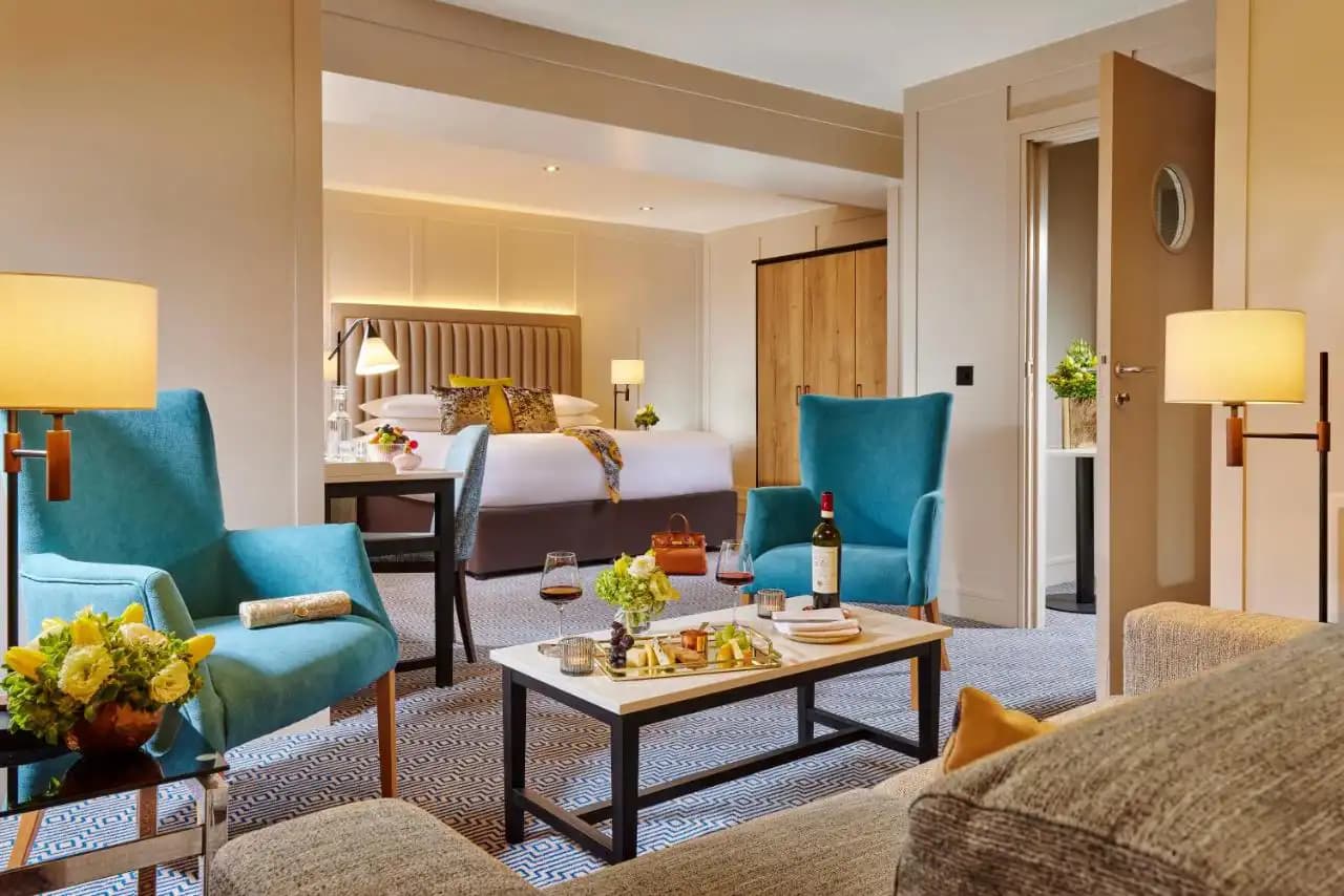 Westport Coast Hotel